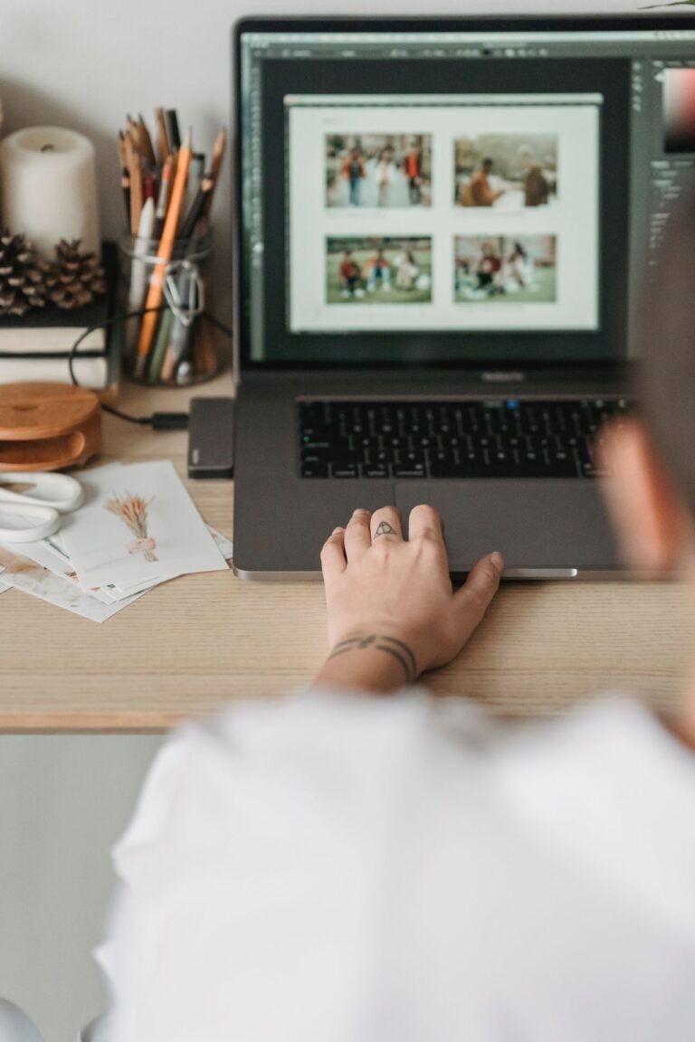 Dell's newest Precision 5570 laptop is now official with Nvidia's mobile workstation graphics cards, a UHD+ screen, and plenty of Thunderbolt ports