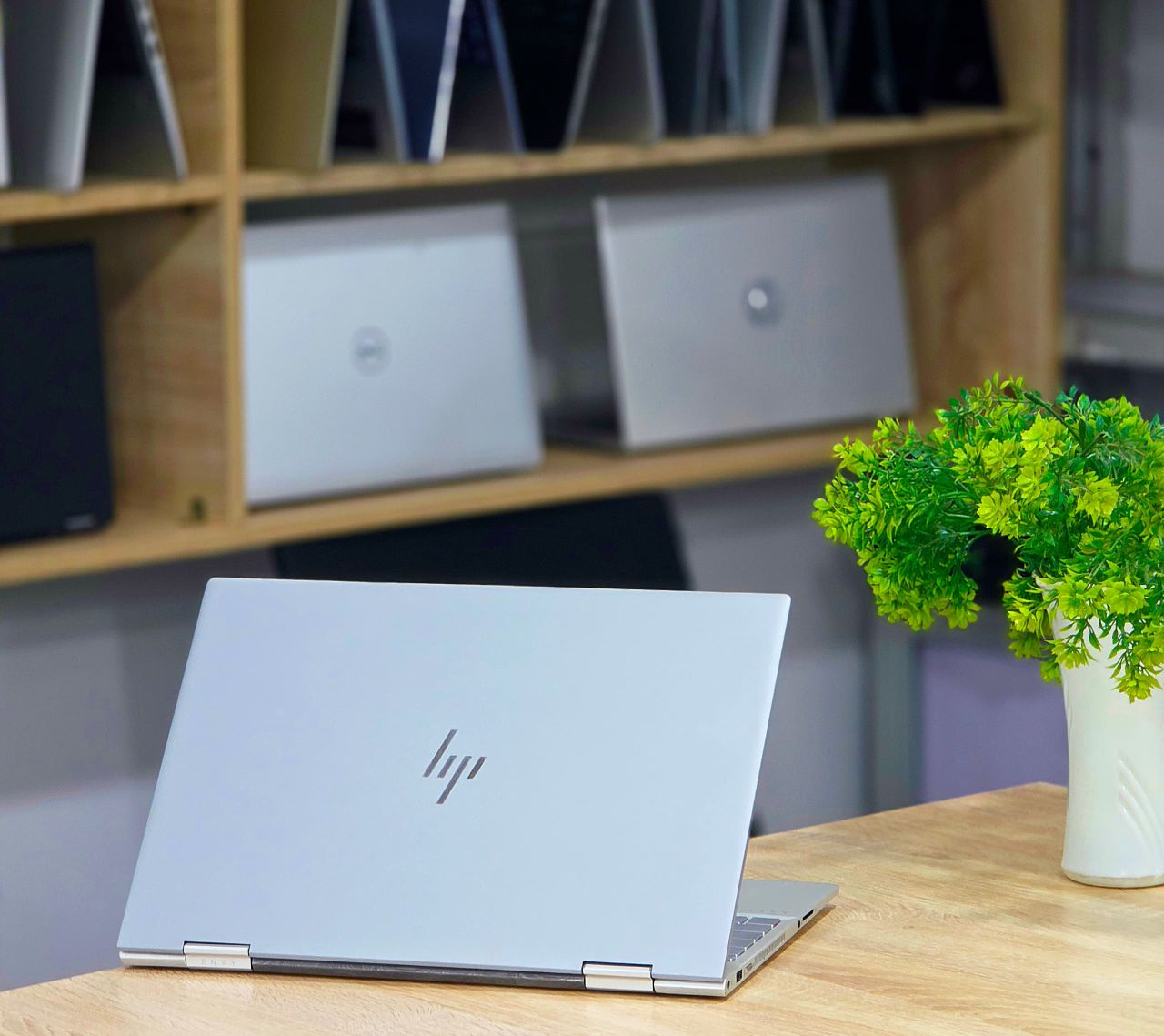 HP Elite x360 1040 G11 review: Strong business laptop with little business sense