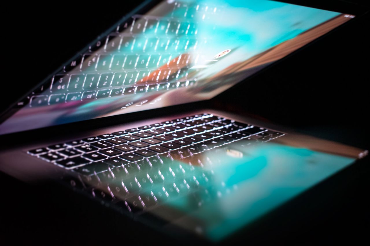 Asus Zenbook A14 Review: A Light and Vibrant Marathon Runner